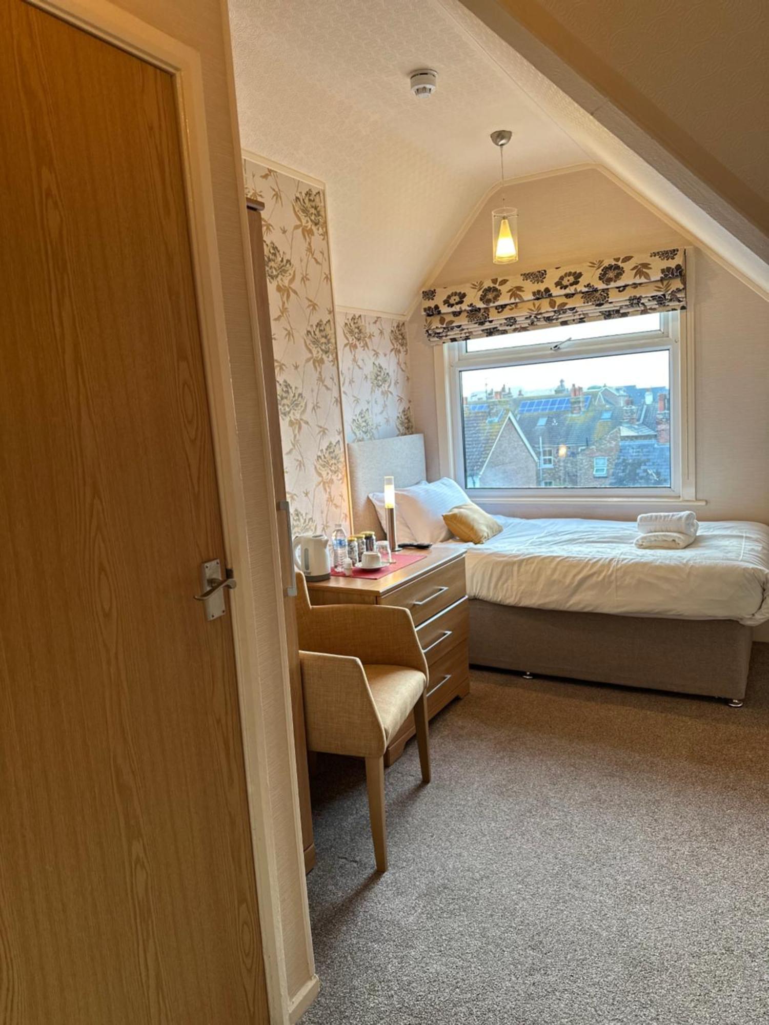 Devonia Express Hotel Eastbourne Eksteriør billede